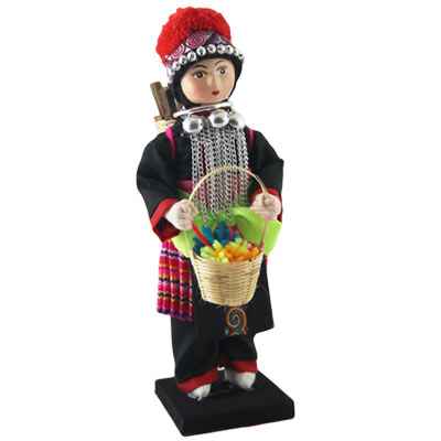 ตุ๊กตาชนเผ่าและของตกแต่งบ้าน