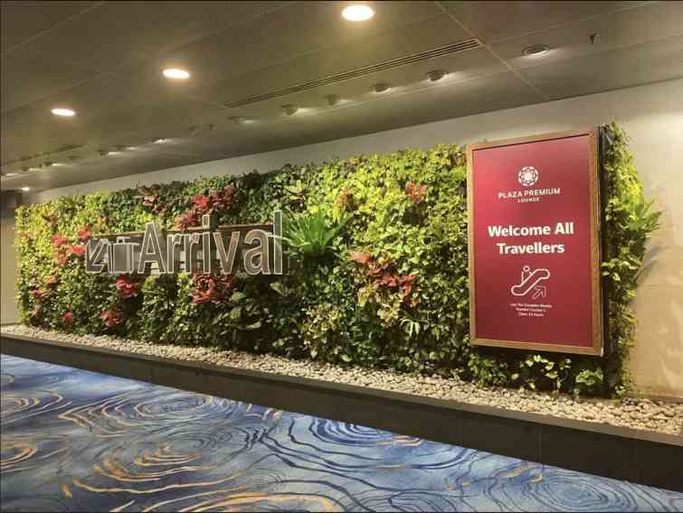 Eingangsbereich der Plaza Premium Flughafen Changi Lounge