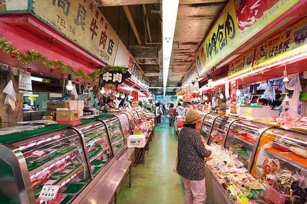 沖繩國際通美食推薦 第一牧志公設市場
