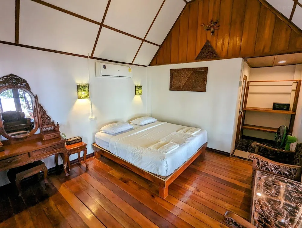 ที่พักเกาะพยาม-ซิกกี้ สตาร์ดัตซ์ รีสอร์ท