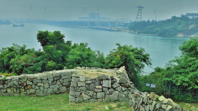 東涌好去處, 景點, 東涌小炮台