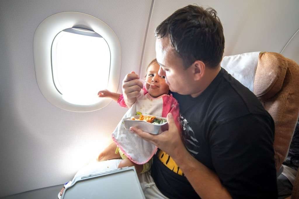 อาหารเด็กขึ้นเครื่อง