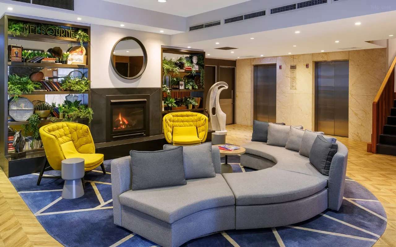 弗林德斯街布雷迪公寓飯店