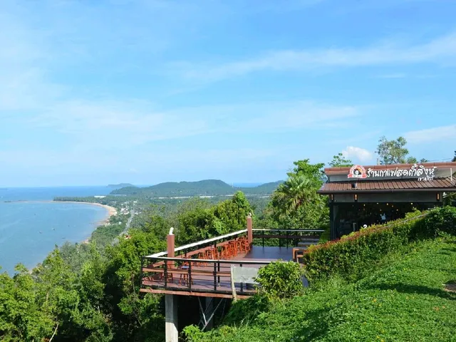 ถ้ำสิงห์คาเฟ่