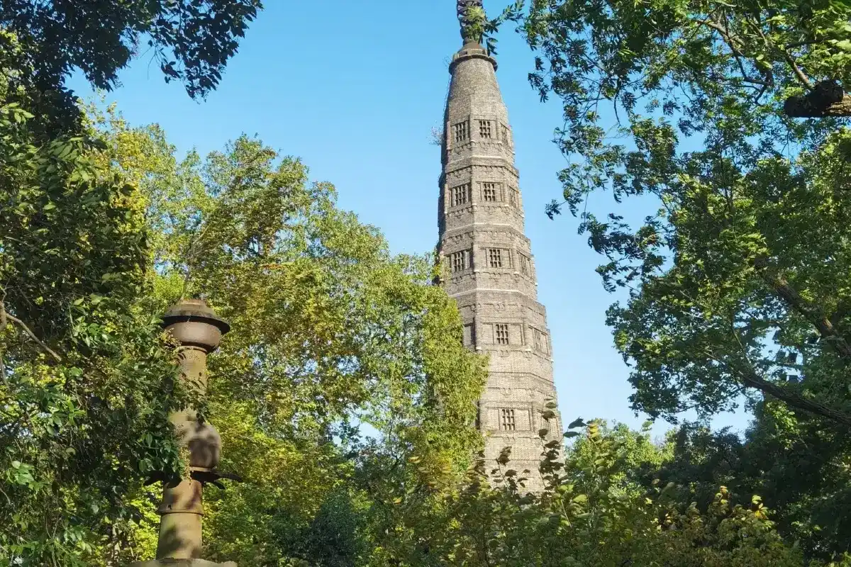 หอระฆังเป่าจู่