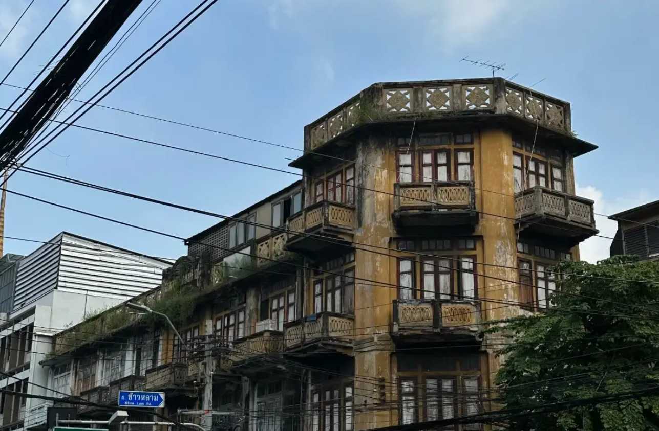 ตลาดน้อย