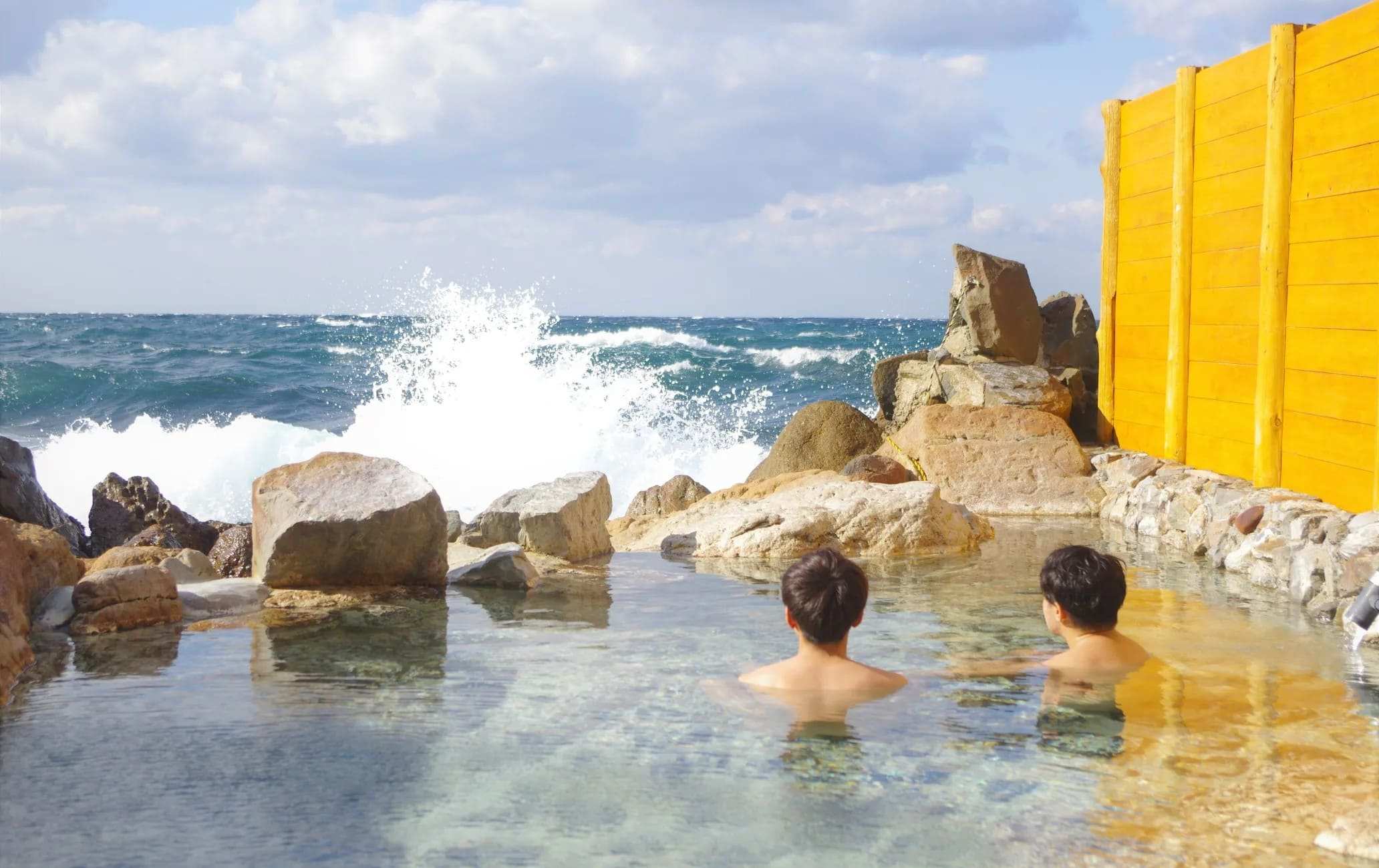 온천 풀빌라 해외, 일본 시라하마