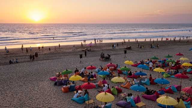 ชายหาดเซมิยัก (Seminyak Beach)
