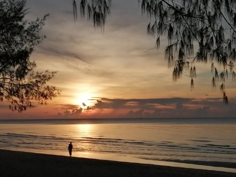 หาดวนกร