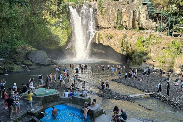 Tegenungan Waterfall