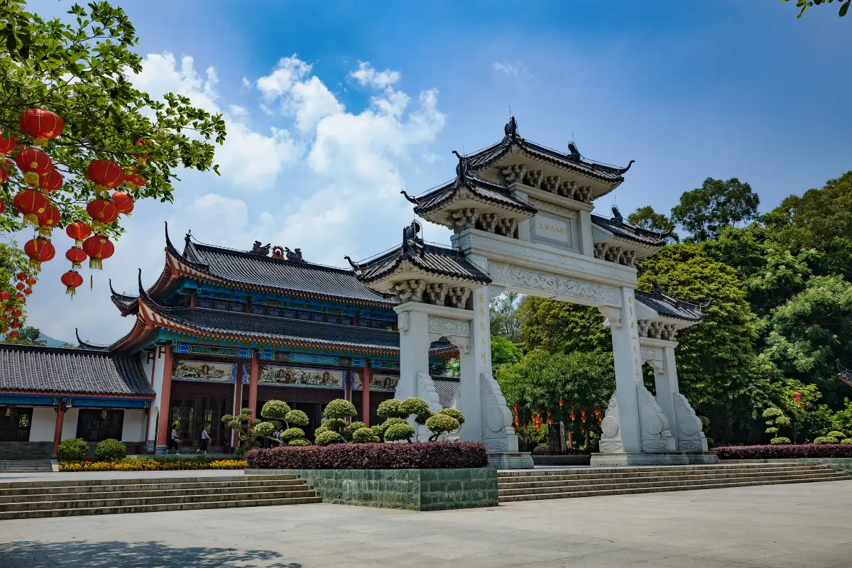 惠州雙月灣, 附近景點, 羅浮山風景名勝區