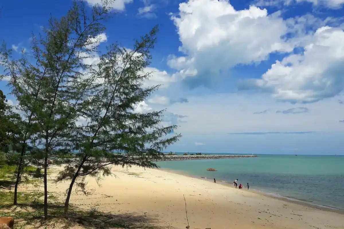 หาดหินงาม