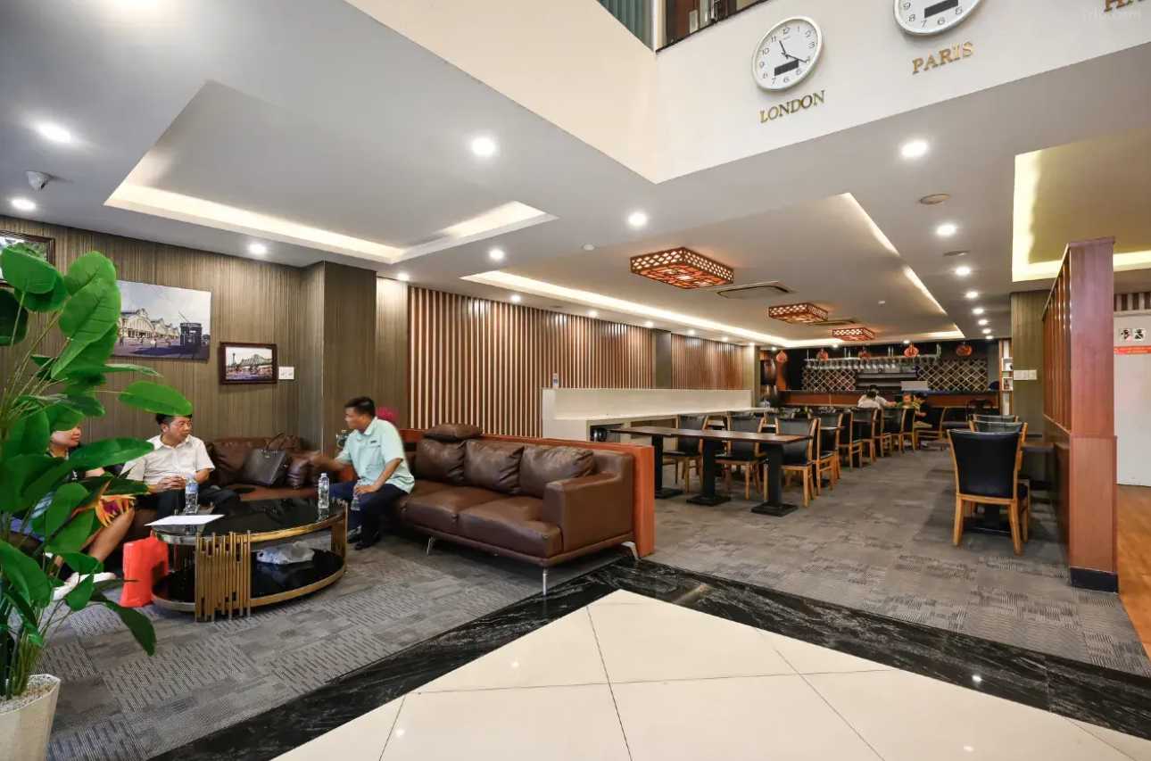 Sunshine Airport Hotel