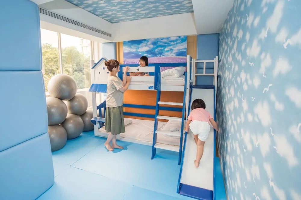 烏日清新溫泉飯店家庭房