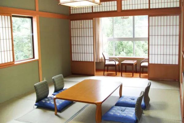 伊米坎約辛飯店