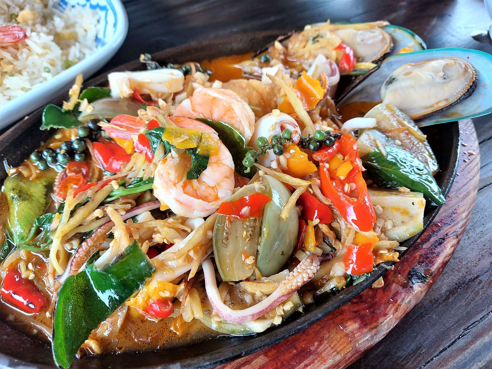 ผัดฉ่าทะเล