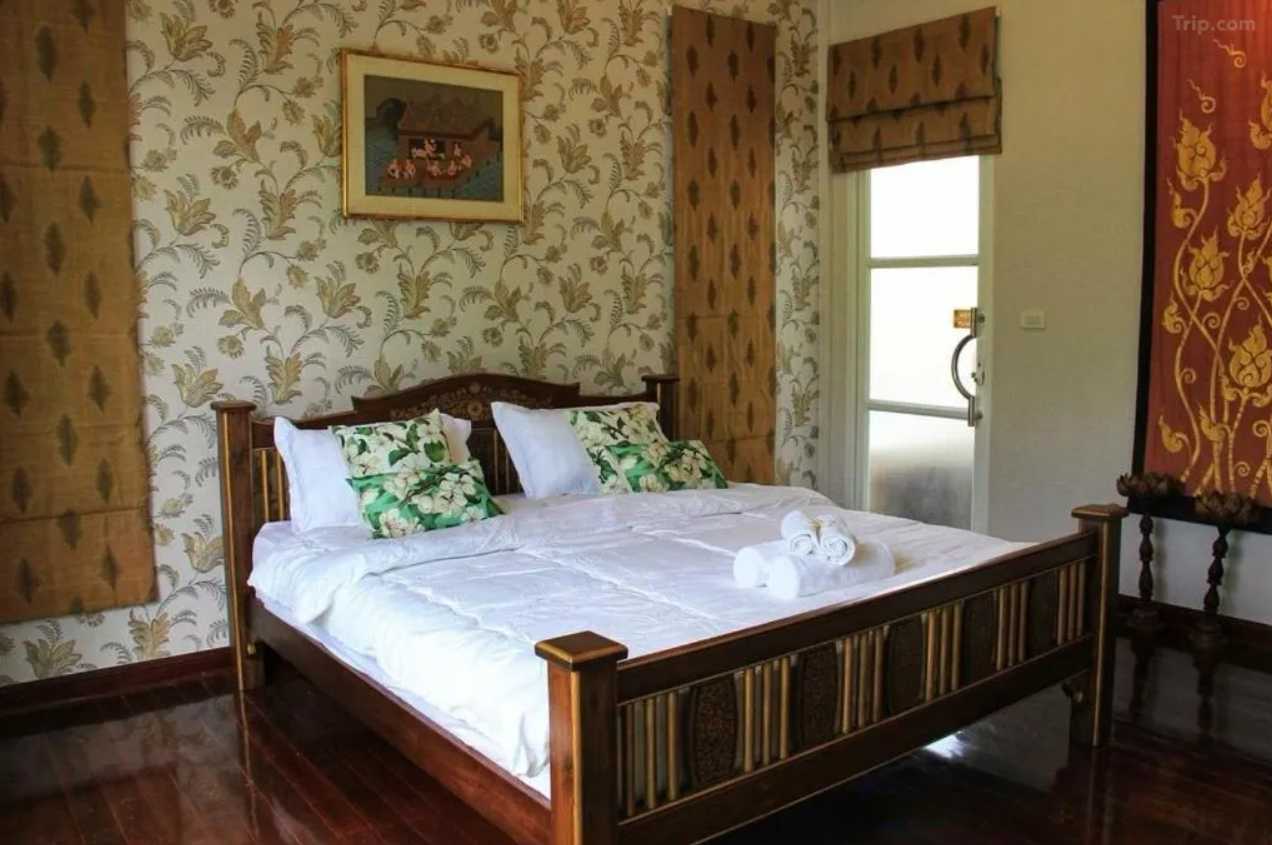 ดีแซมเบอร์ ทู รีเมมเบอร์ เฮาส์