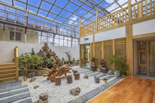 อินน์ซานสุ่ยหยุนเจี้ยน ย่านเมืองเก่า Dukezong แชงกรีล่า