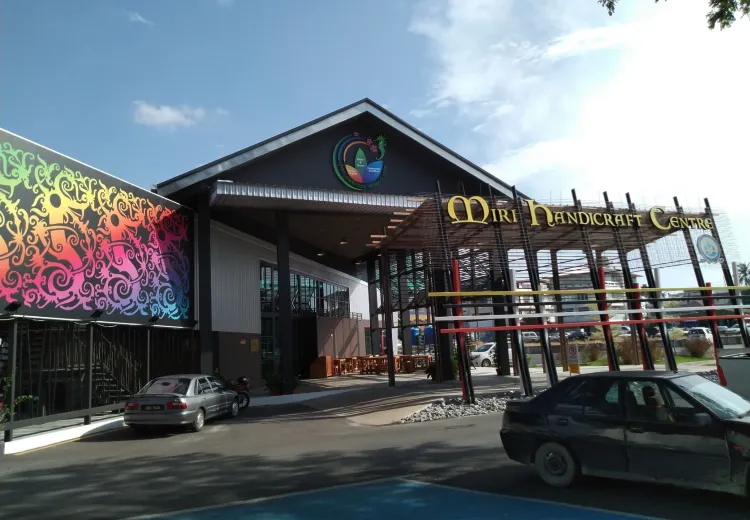 A central place for all things hanidcrafts in Miri