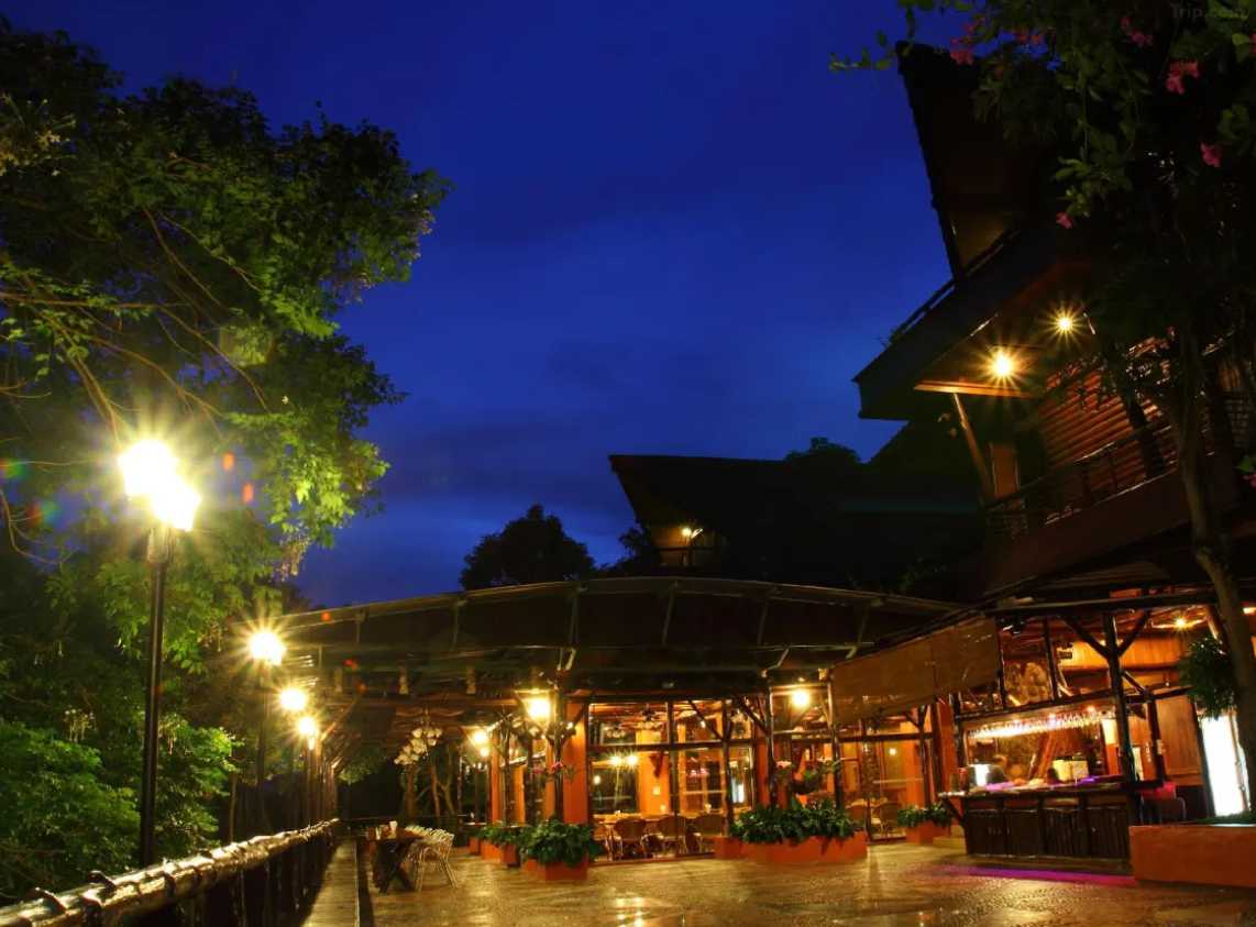 ภูผาน้ำ รีสอร์ท แอนด์ สปา