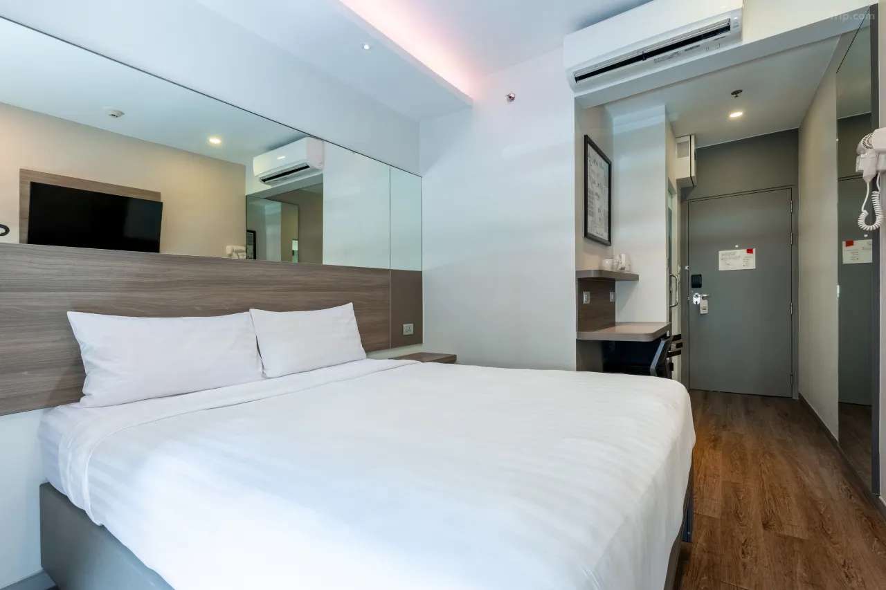 โรงแรม อีซี่ แพลนเนต กรุงเทพฯ สุรวงศ์