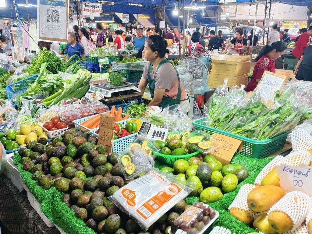 ตลาดนัดเช้าวันหยุด