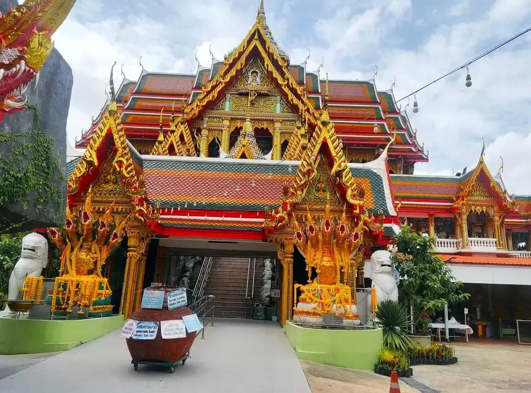 10 วัดในนนทบุรี 2569 ไหว้พระเสริมสิริมงคล ถ่ายรูปสวย ใกล้กรุงเทพฯ | Trip.com