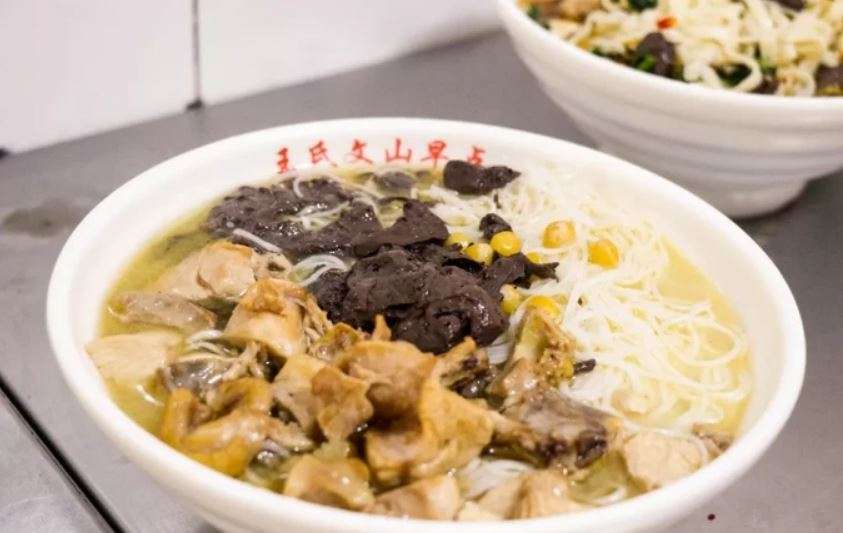 雲南旅遊｜雲南美食 雲南米線