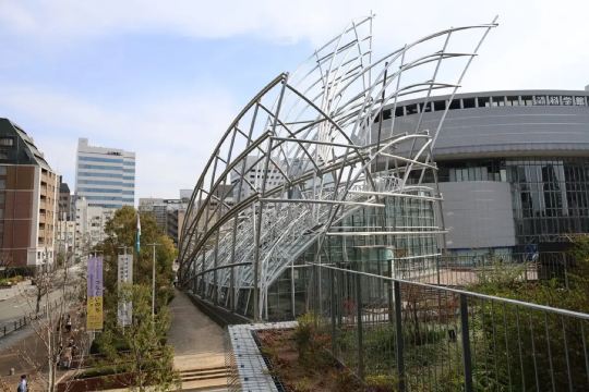 國立國際美術館