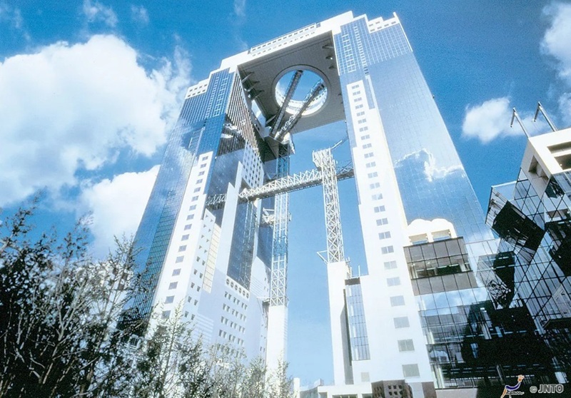 오사카 관광지 우메다 스카이빌딩
