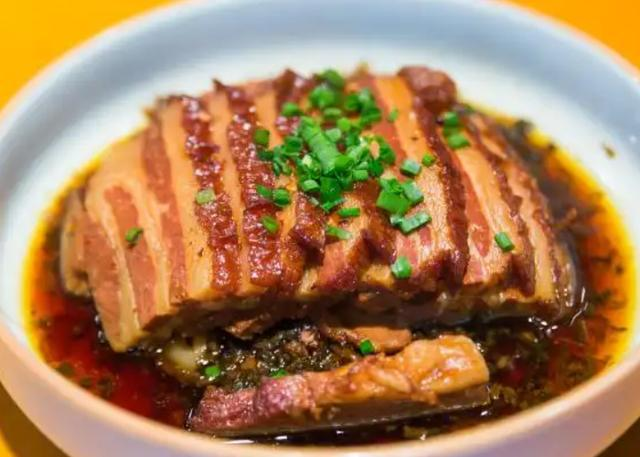 หมูแดงถู่เจีย