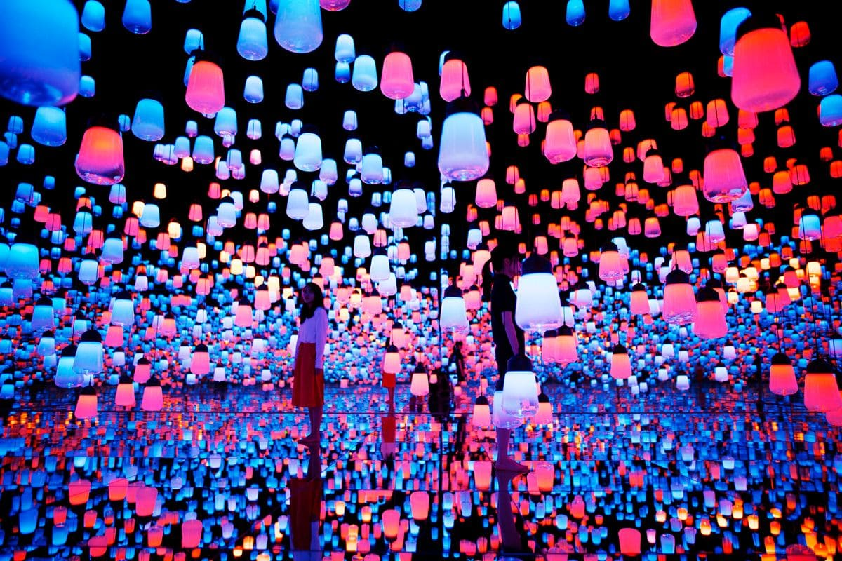 Colorful hundreds of lanterns in TeamLab Planets
