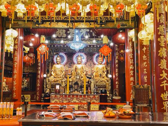 วัดมังกรกมลาวาส (เล่งเน่ยยี่ เยาวราช)