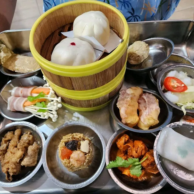 ติ่มซำ หอเจี๊ยะ at ชุมพร