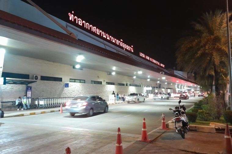 สนามบินอุดรธานีตอนดึก