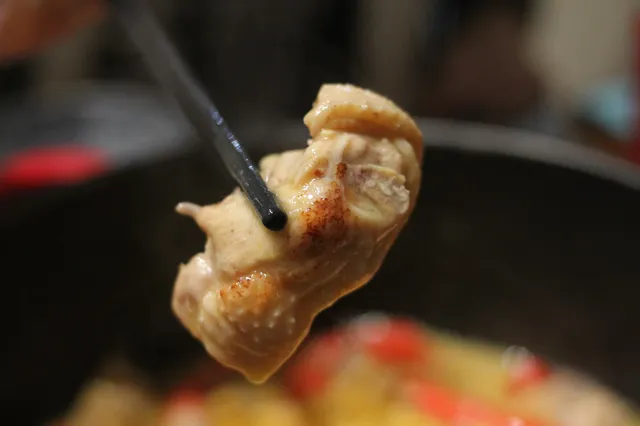 雞煲, 食雞