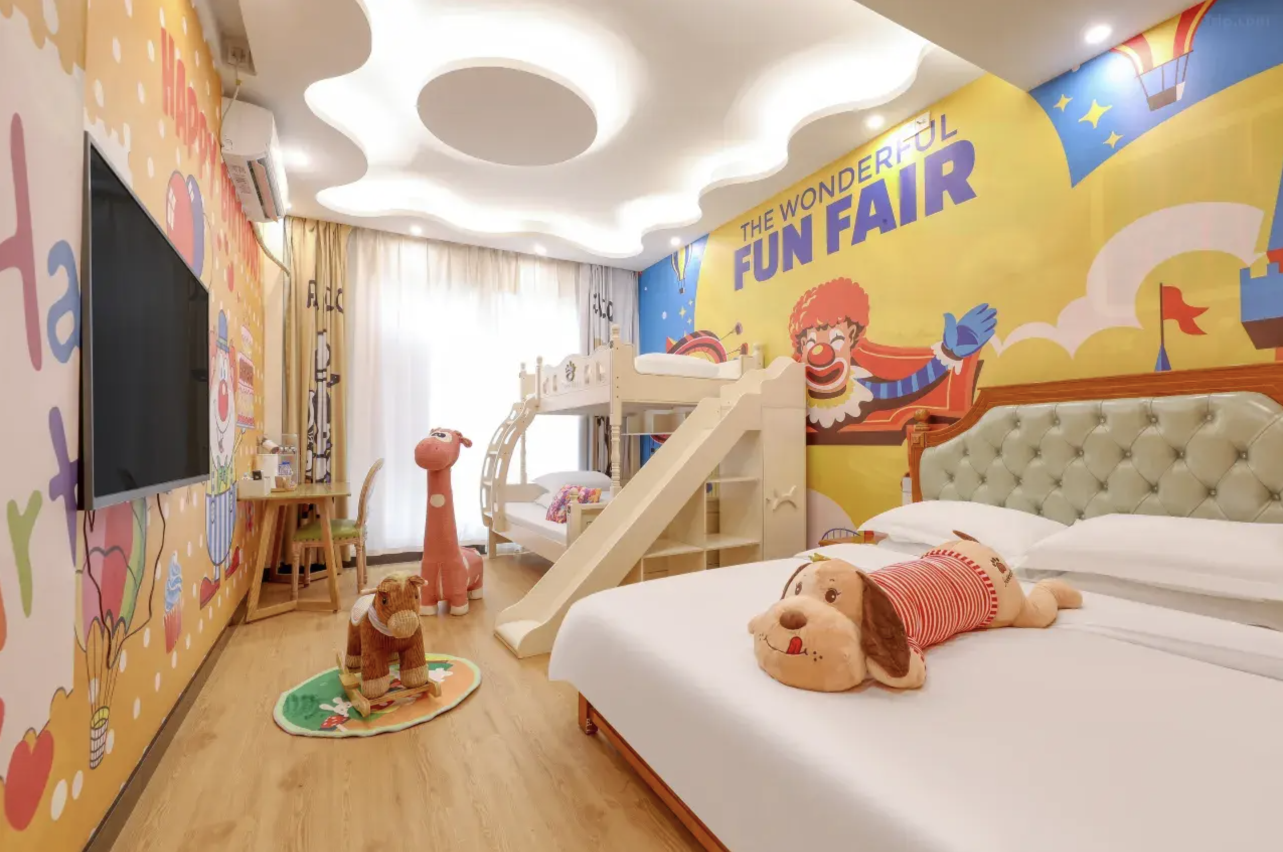 廣州滑梯酒店 | # 2 萬象精品主題酒店（廣州長隆野生動物世界北門店）