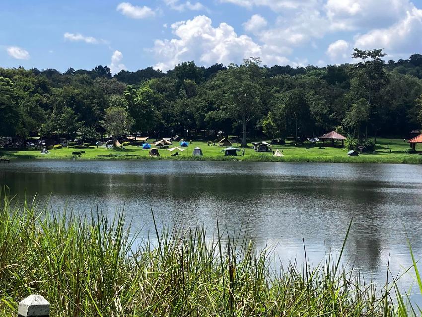 อ่างเก็บน้ำซับป่าว่าน