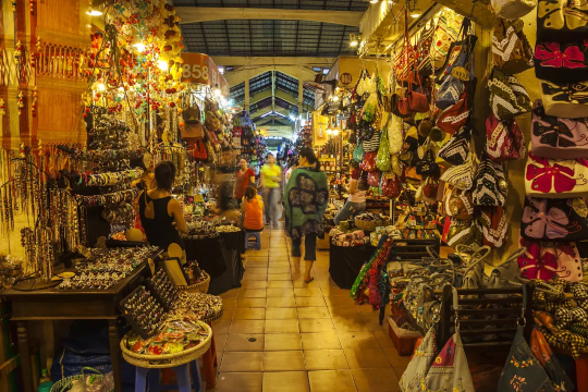 inside of Ben Thanh Market