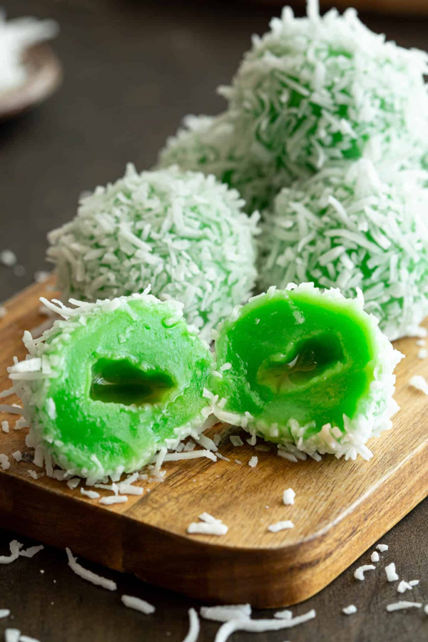 A cross section of klepon bali