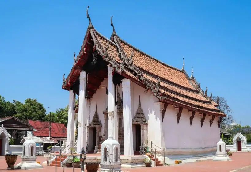 10 วัดในนนทบุรี 2569 ไหว้พระเสริมสิริมงคล ถ่ายรูปสวย ใกล้กรุงเทพฯ | Trip.com
