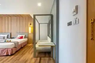 โรงแรมรัตนโกสินทร์-2