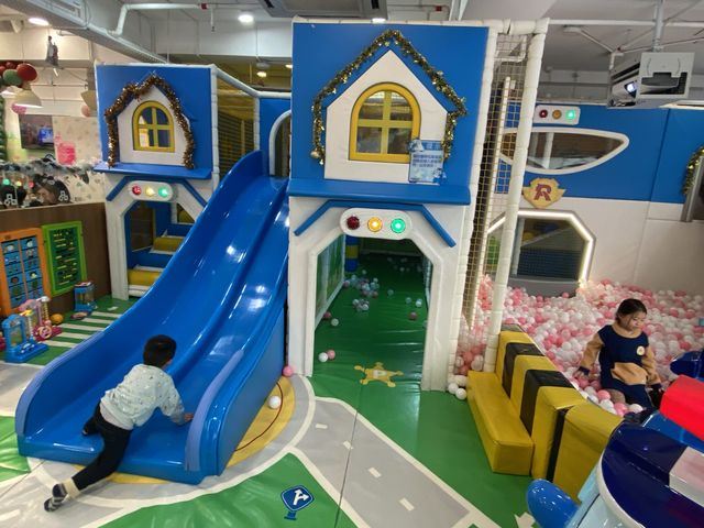 POLI CAFE 波力主題餐廳兒童遊戲區