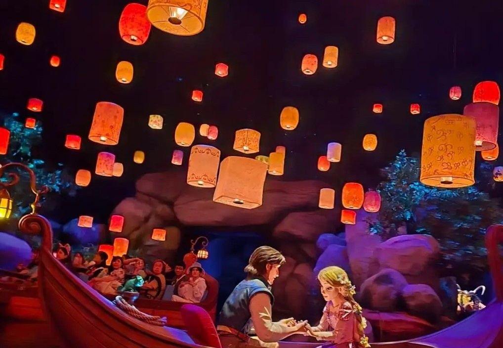 Rapunzel's Lantern Festival boat ride at Fantasy Springs in Tokyo DisneySea