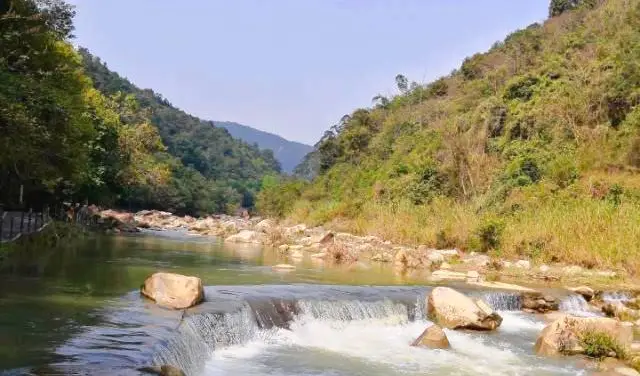 肇慶景點, 奇石河