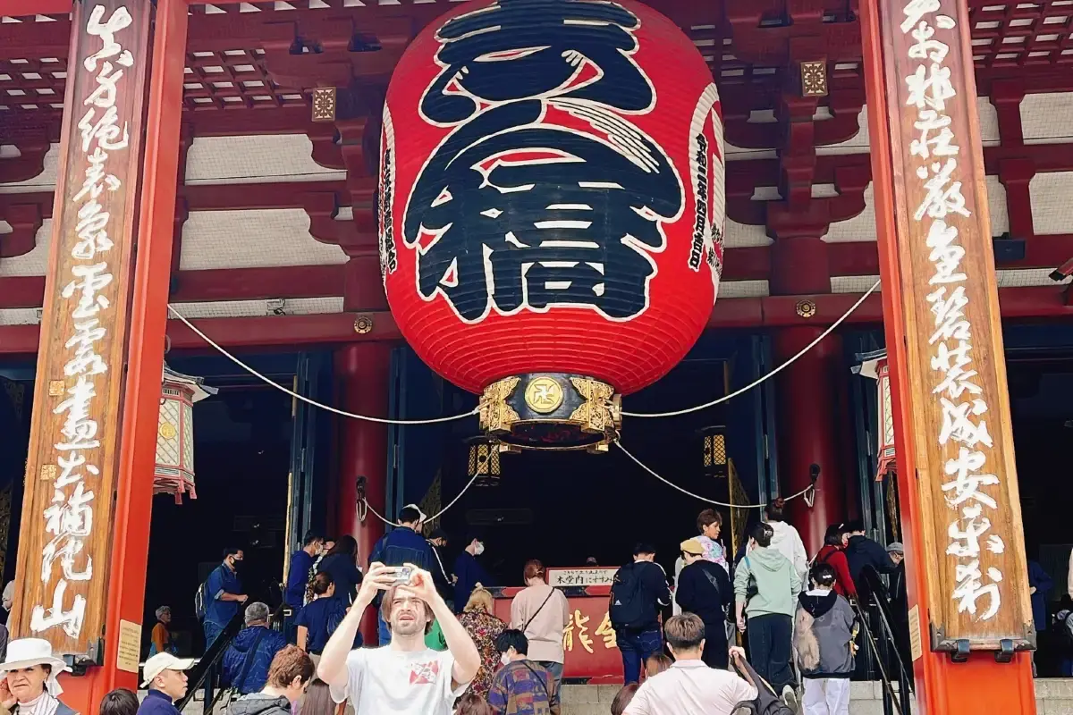 Senso-ji Temple entrance