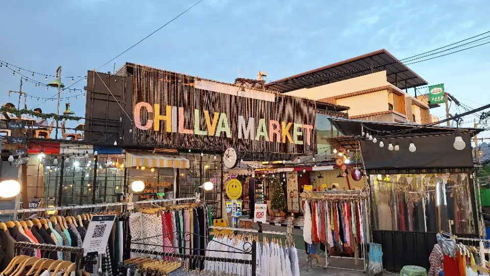 Chillva Market entrance