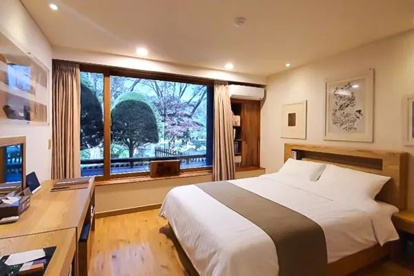 Where to Stay on Nami Island #1: Nami Island Hotel Jeonggwanru