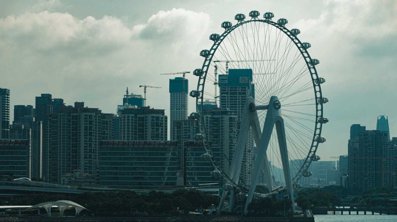 Shenzhen Bay Ferris Wheel (Bay Glory)