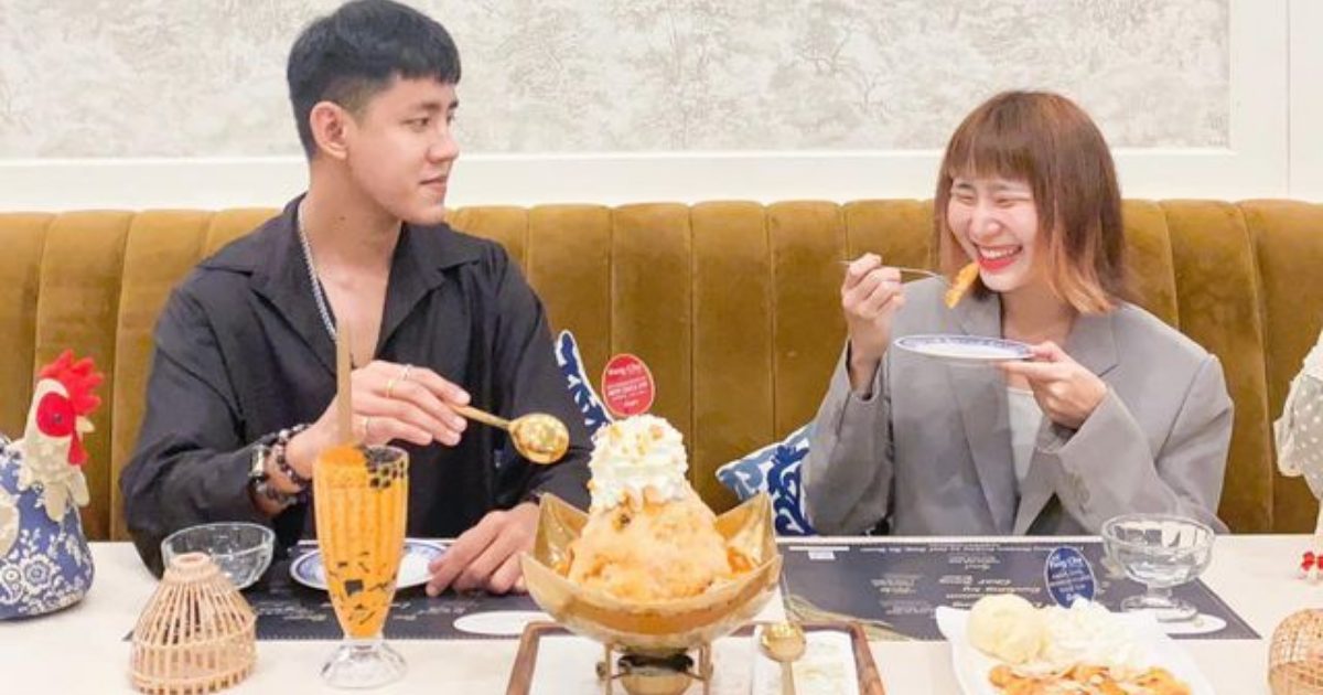 enjoying food at Pang Cha Café